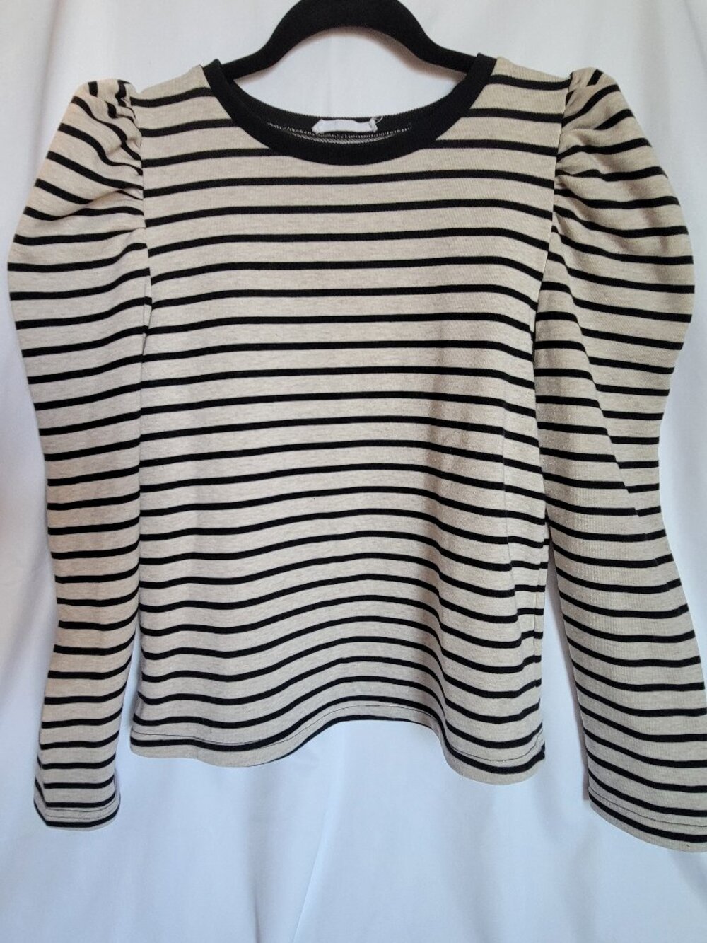 Anniewear Los Angeles Women's Striped Puff Sleeve French Terry Top - Size Small